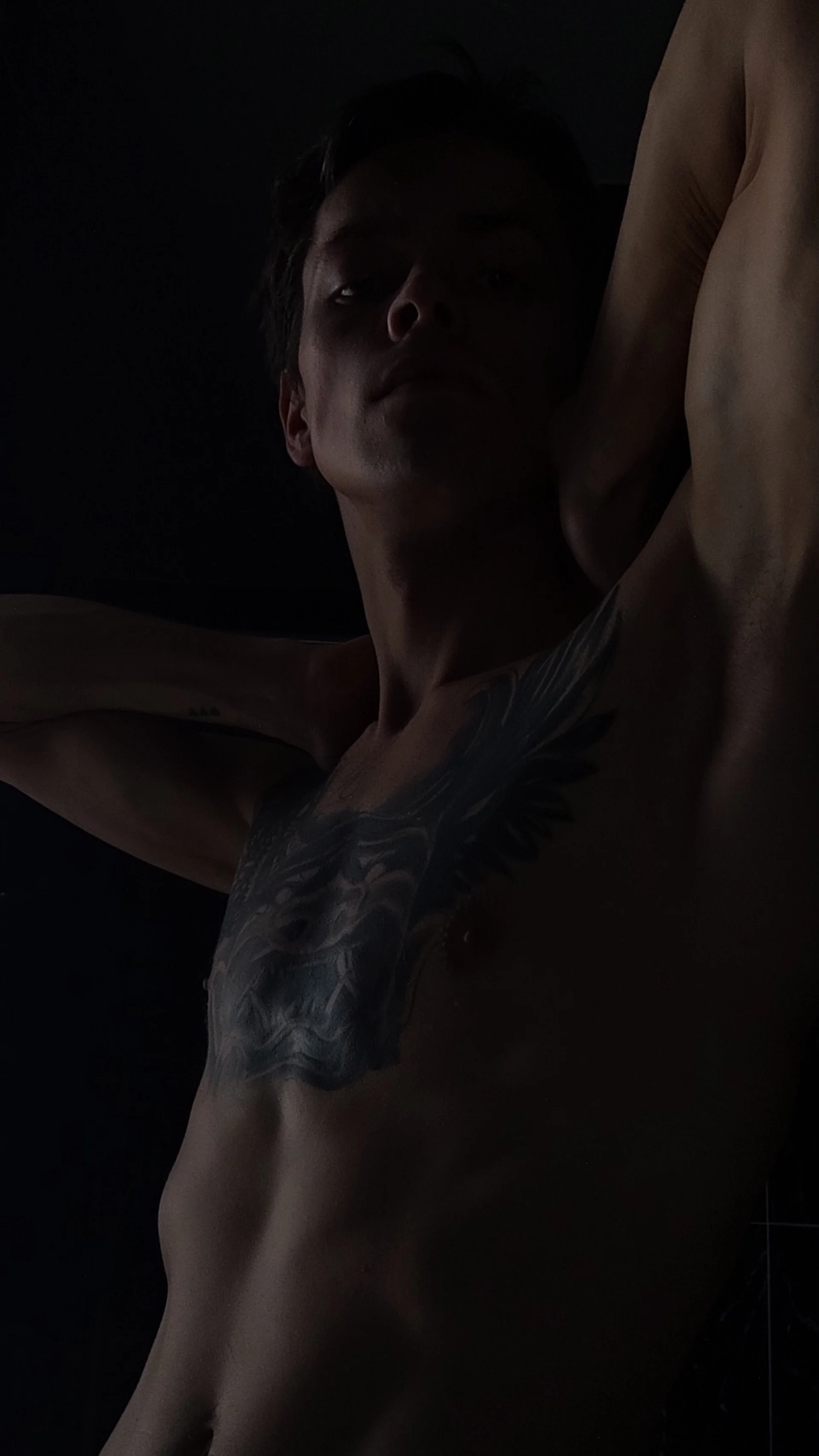 XXX Porn Photo of Nude William_Henry_ 12