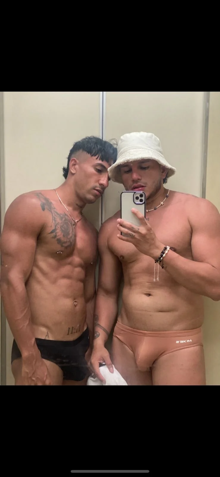 XXX Porn Photo of Nude jamesshot 2