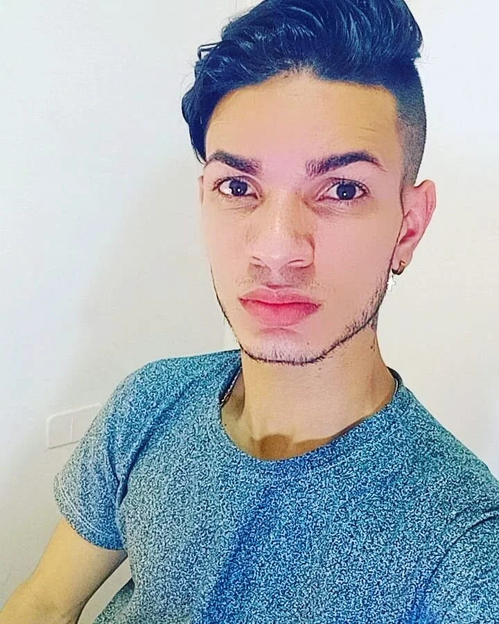 XXX Porn Photo of Nude roberth_eduard2 3