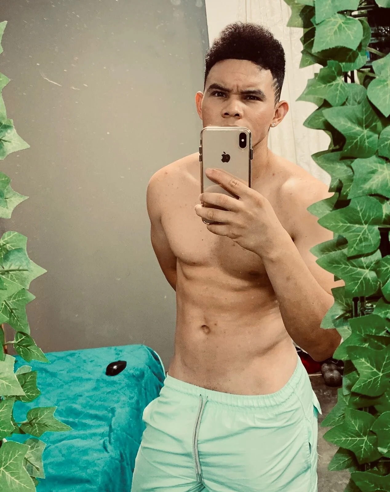 XXX Porn Photo of Nude jhotta_fox 3