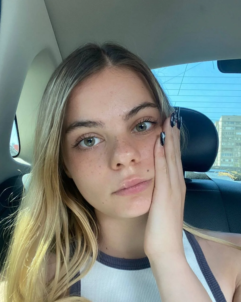 XXX Porn Photo of Nude xAlisontiny 5