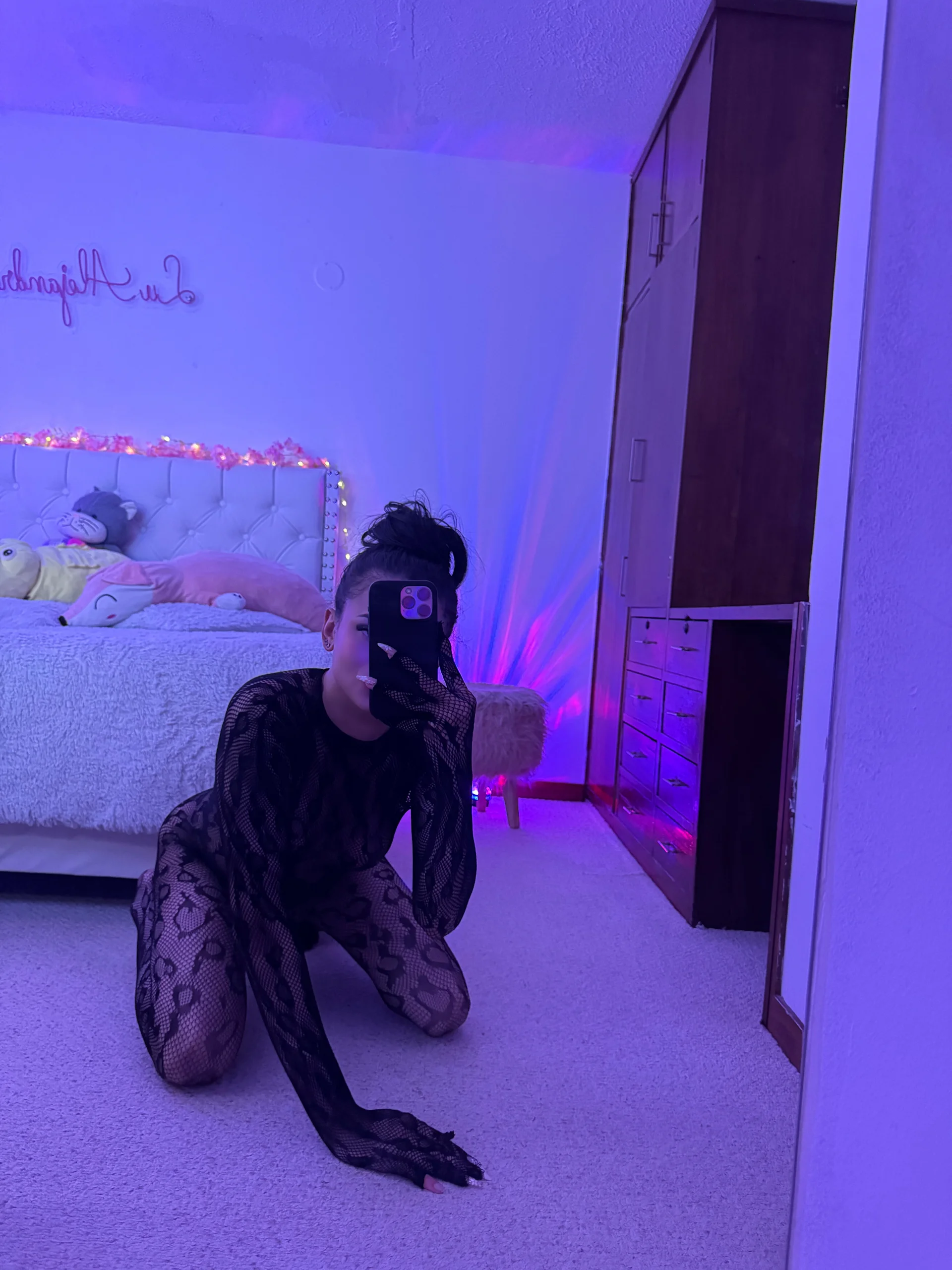 XXX Porn Photo of Nude alee_lenoxx 99