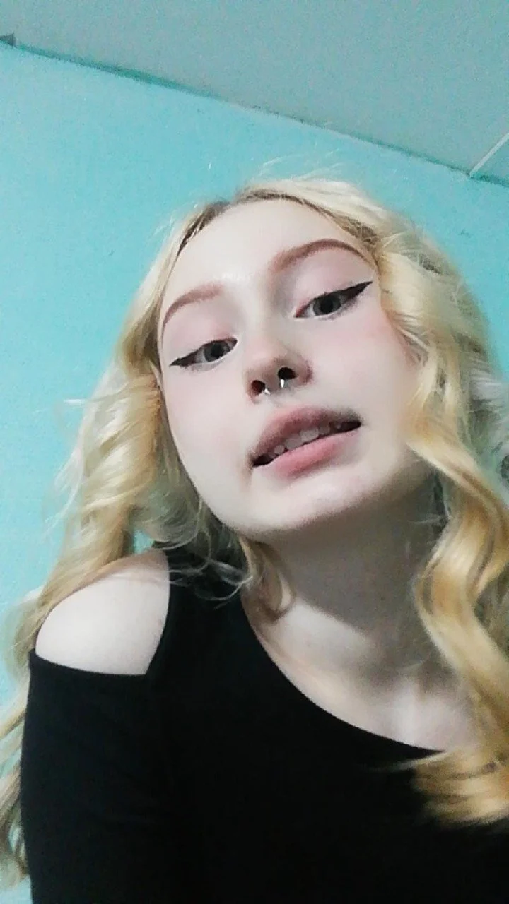 XXX Porn Photo of Nude LiliTiny 35