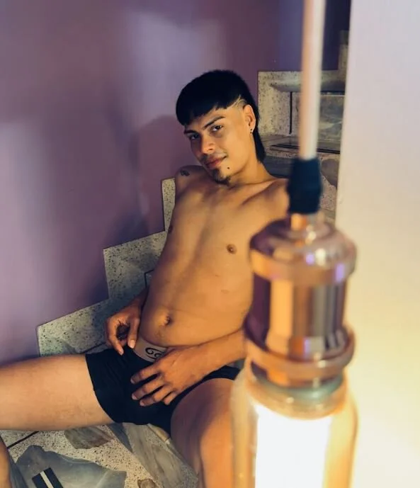 XXX Porn Photo of Nude Julian_Blaze7 7