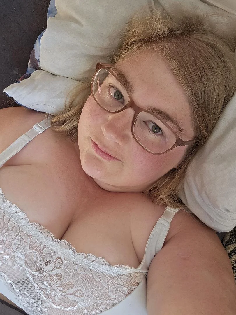 XXX Porn Photo of Nude XX-LunaBliss-Xx 1