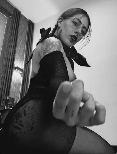 XXX Porn Photo of Nude selene_red_ 1