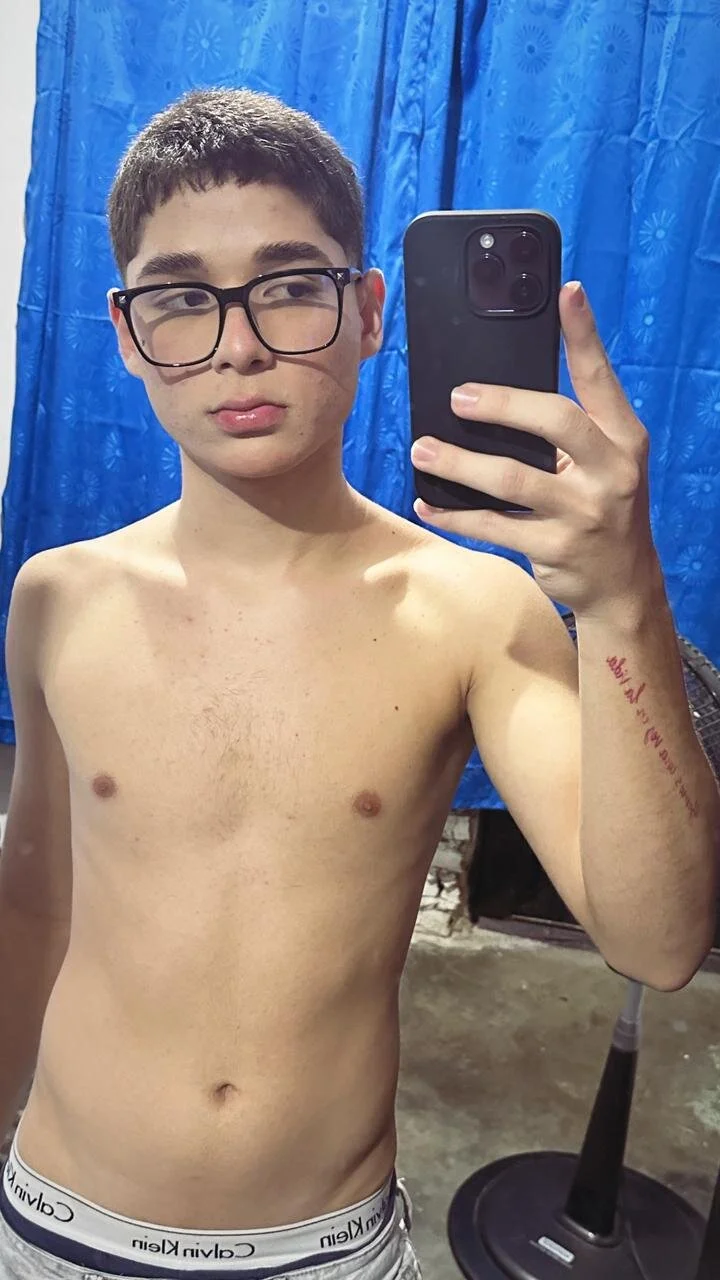 XXX Porn Photo of Nude Mattass18 5