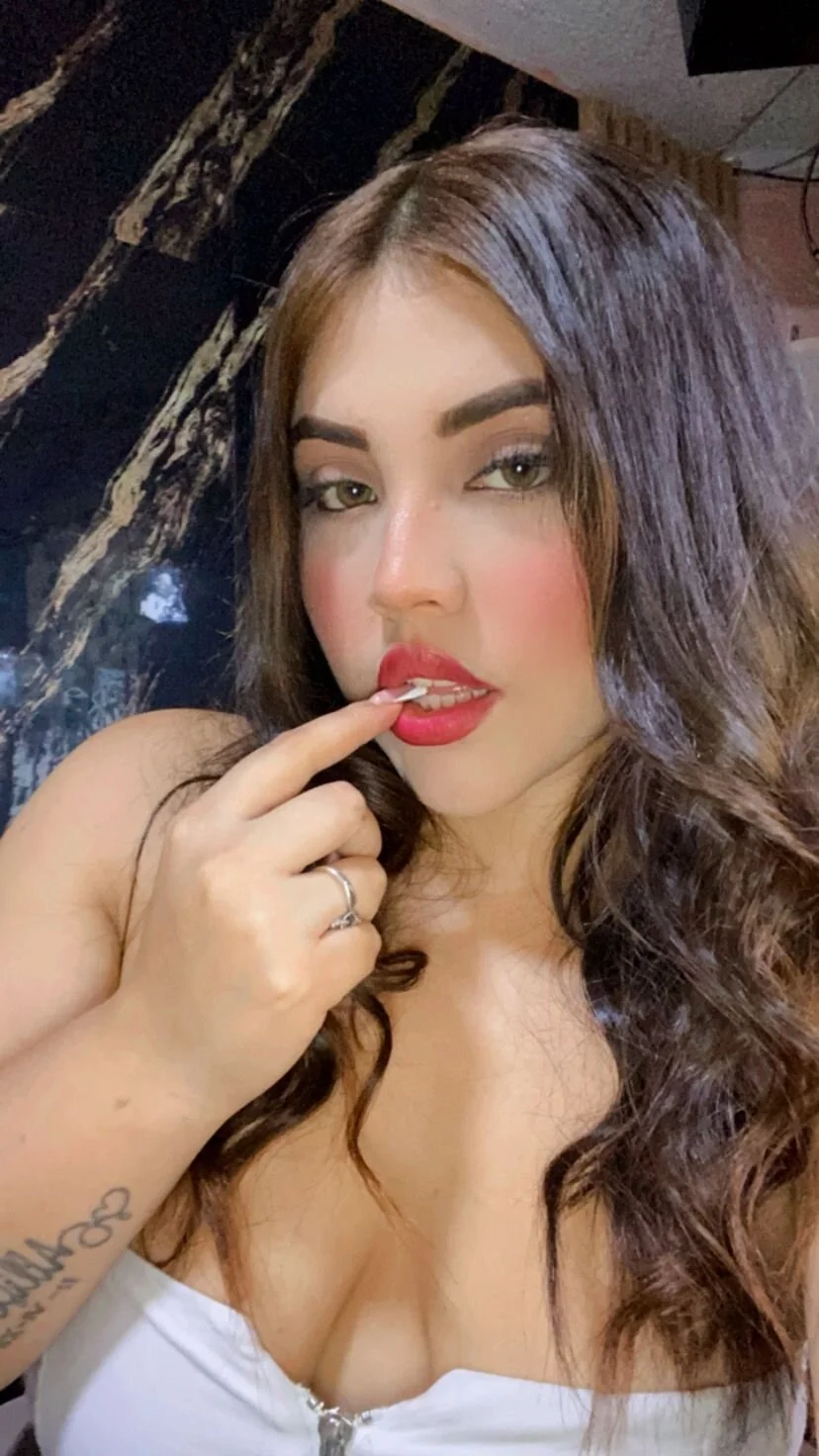 XXX Porn Photo of Nude trixiebrow1 5