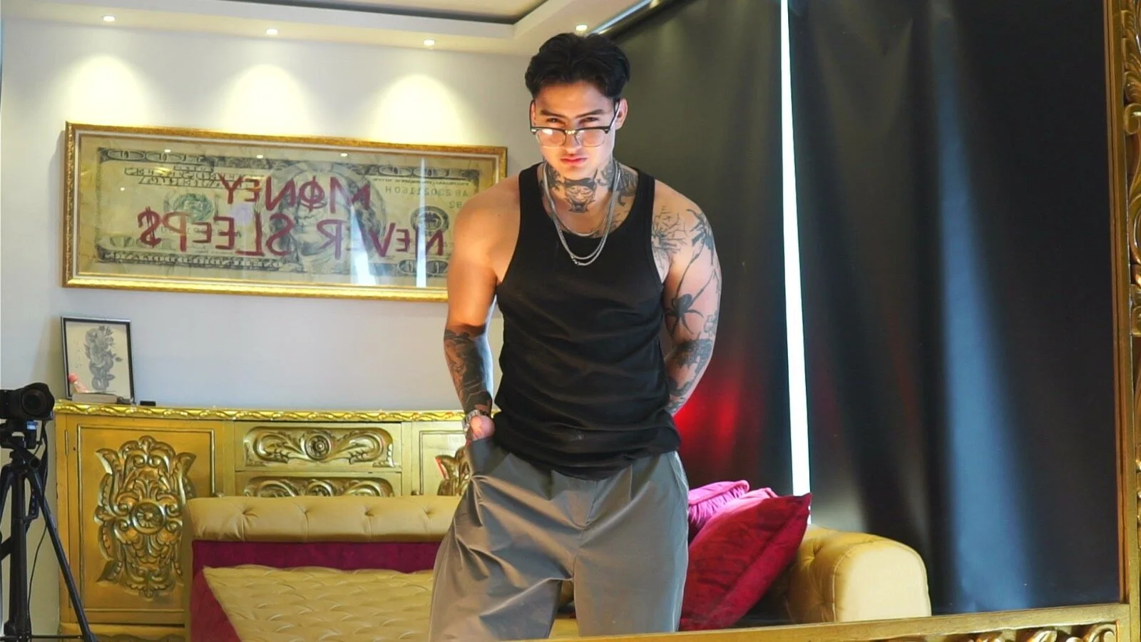 XXX Porn Photo of Nude dantecoppolaa_ 12