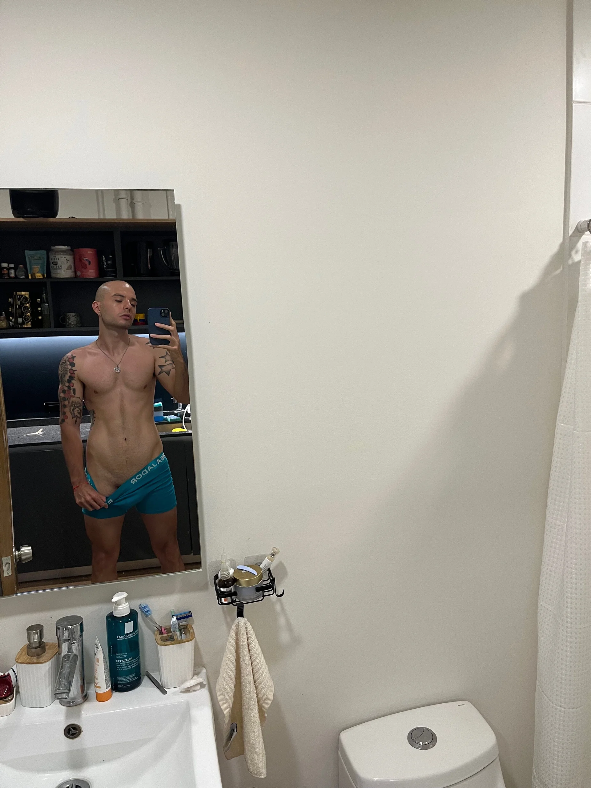 XXX Porn Photo of Nude LatinStraight5 2