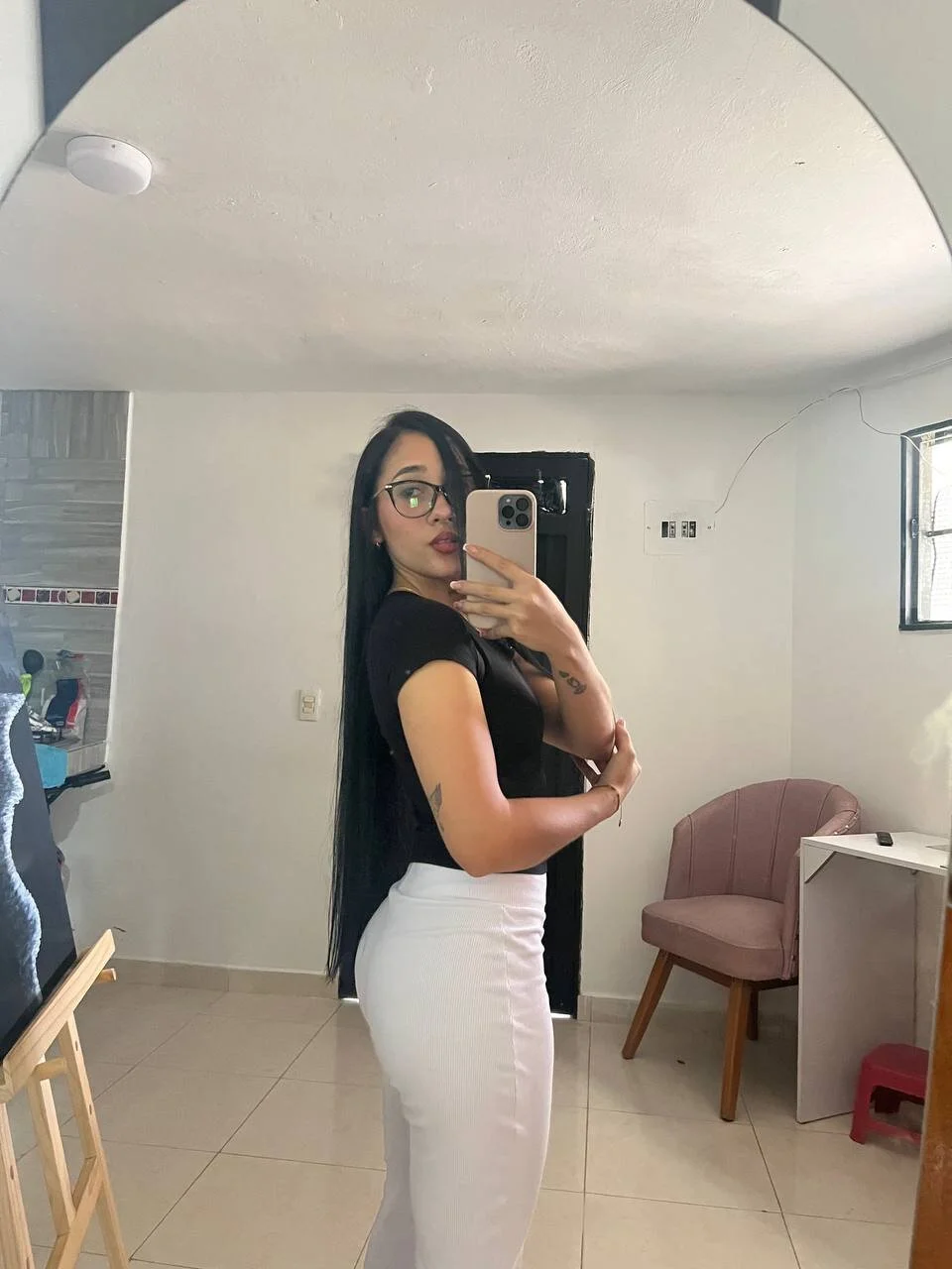 XXX Porn Photo of Nude vittoria_ross 2
