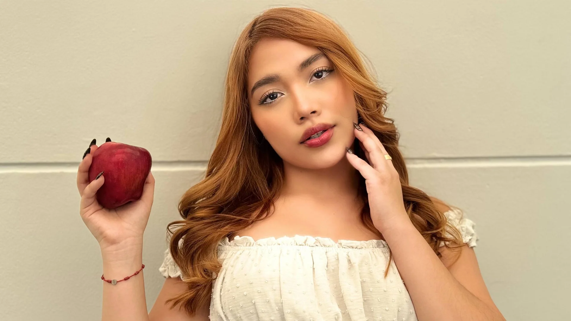 XXX Porn Photo of Nude CyberMiaXXX 1