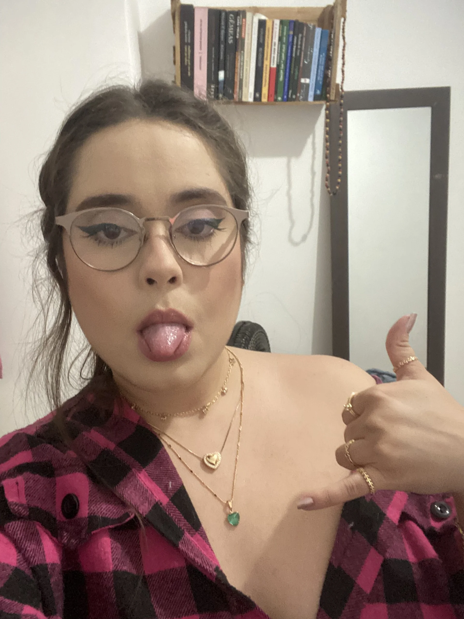 XXX Porn Photo of Nude PutaYasmim 42