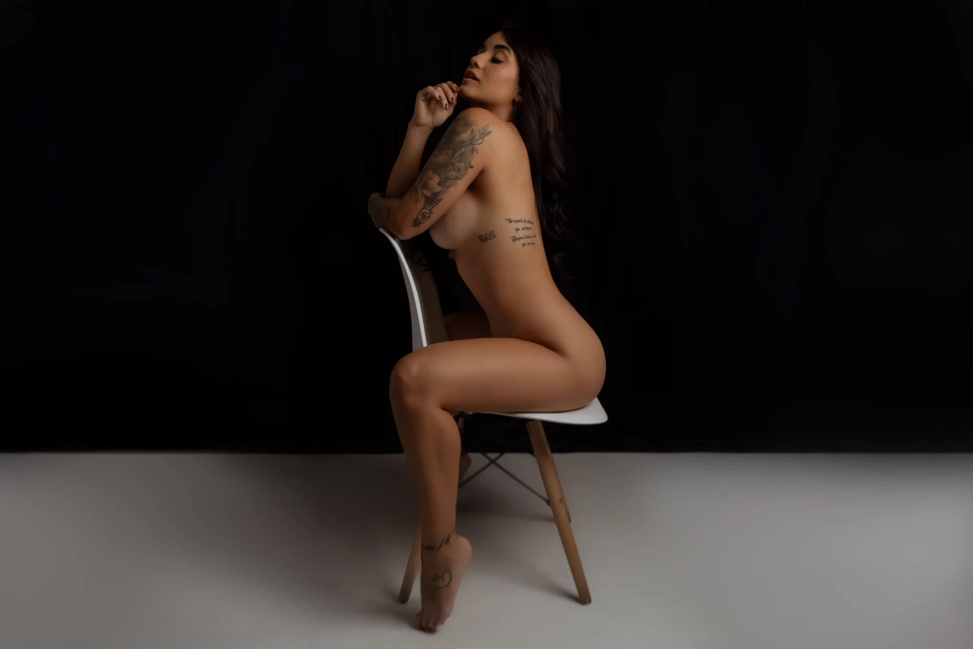 XXX Porn Photo of Nude LairaScott 4