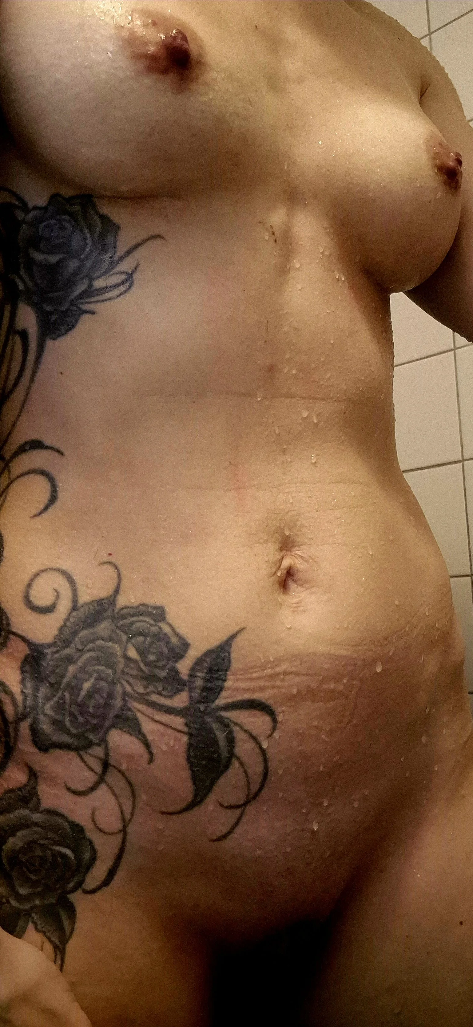 XXX Porn Photo of Nude BlondeXtar 11