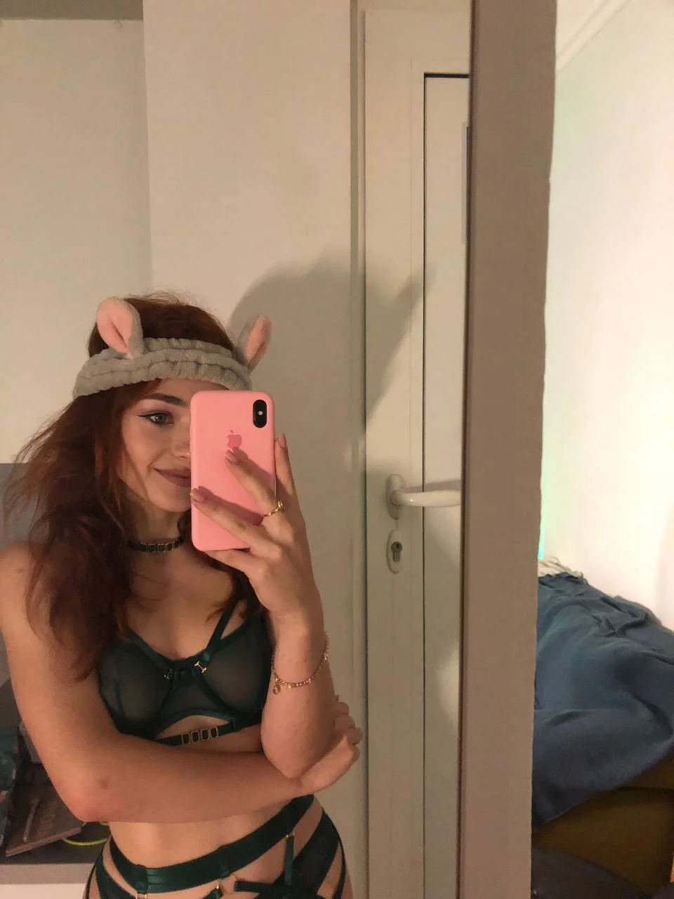 XXX Porn Photo of Nude MiaRouge 3
