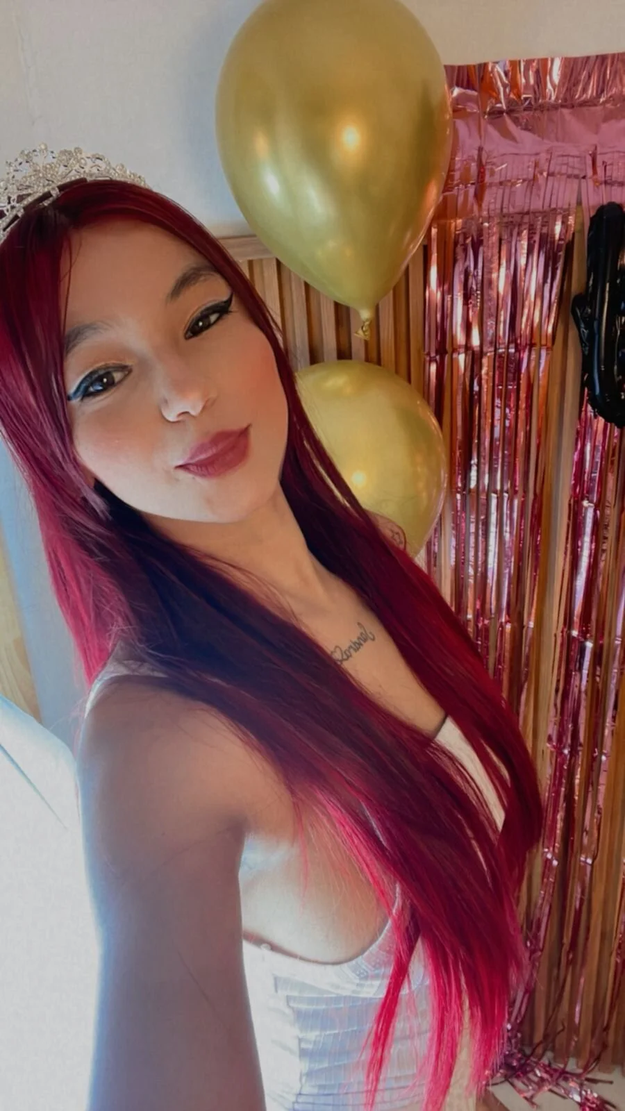 XXX Porn Photo of Nude gime_lara 201