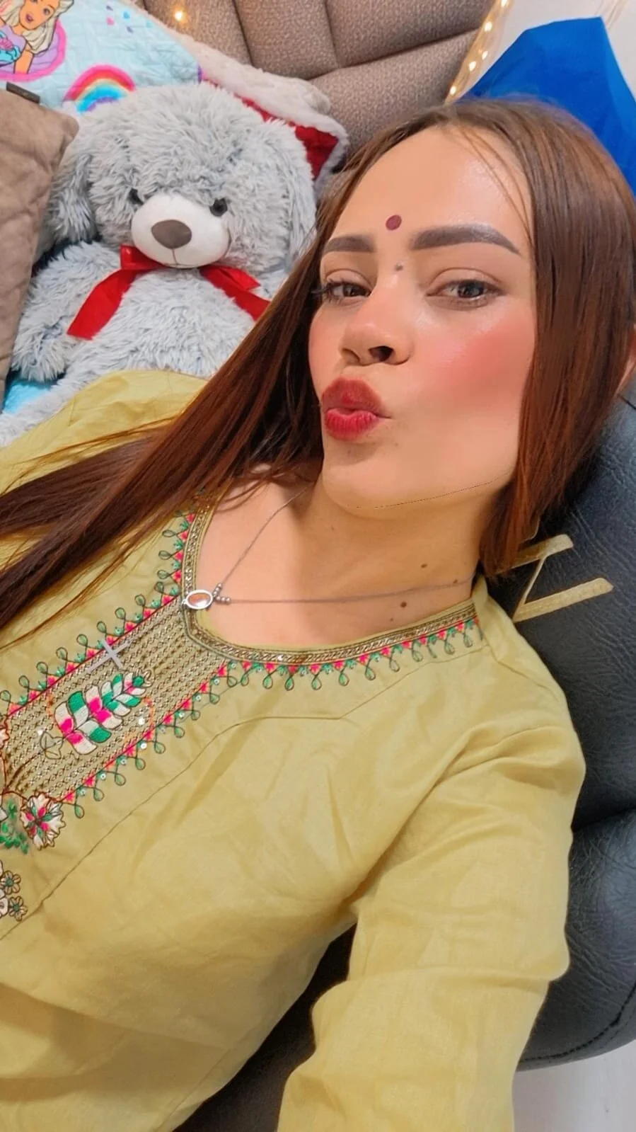 XXX Porn Photo of Nude shantala_krisha 46
