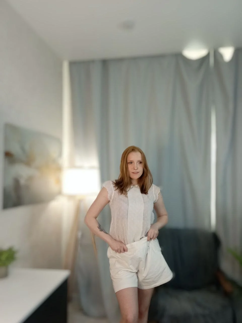 XXX Porn Photo of Nude Meyesterday 13