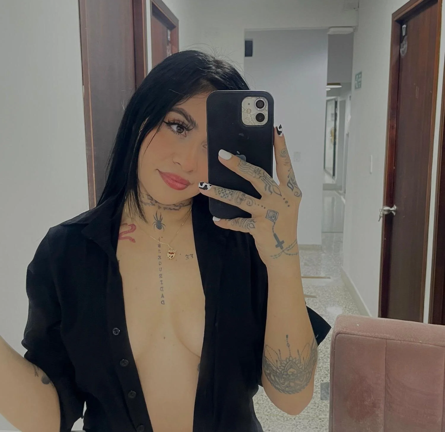 XXX Porn Photo of Nude JESYSOZ23_ 18