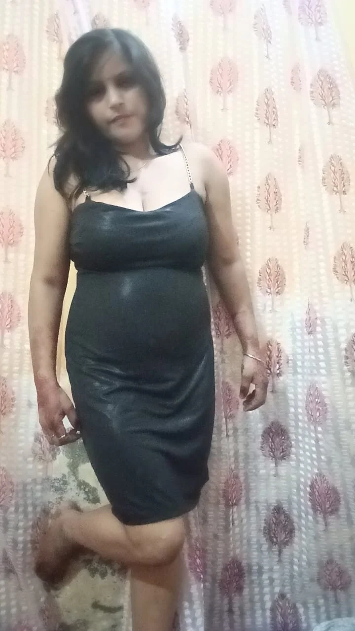 XXX Porn Photo of Nude Cute_radhaaa 1