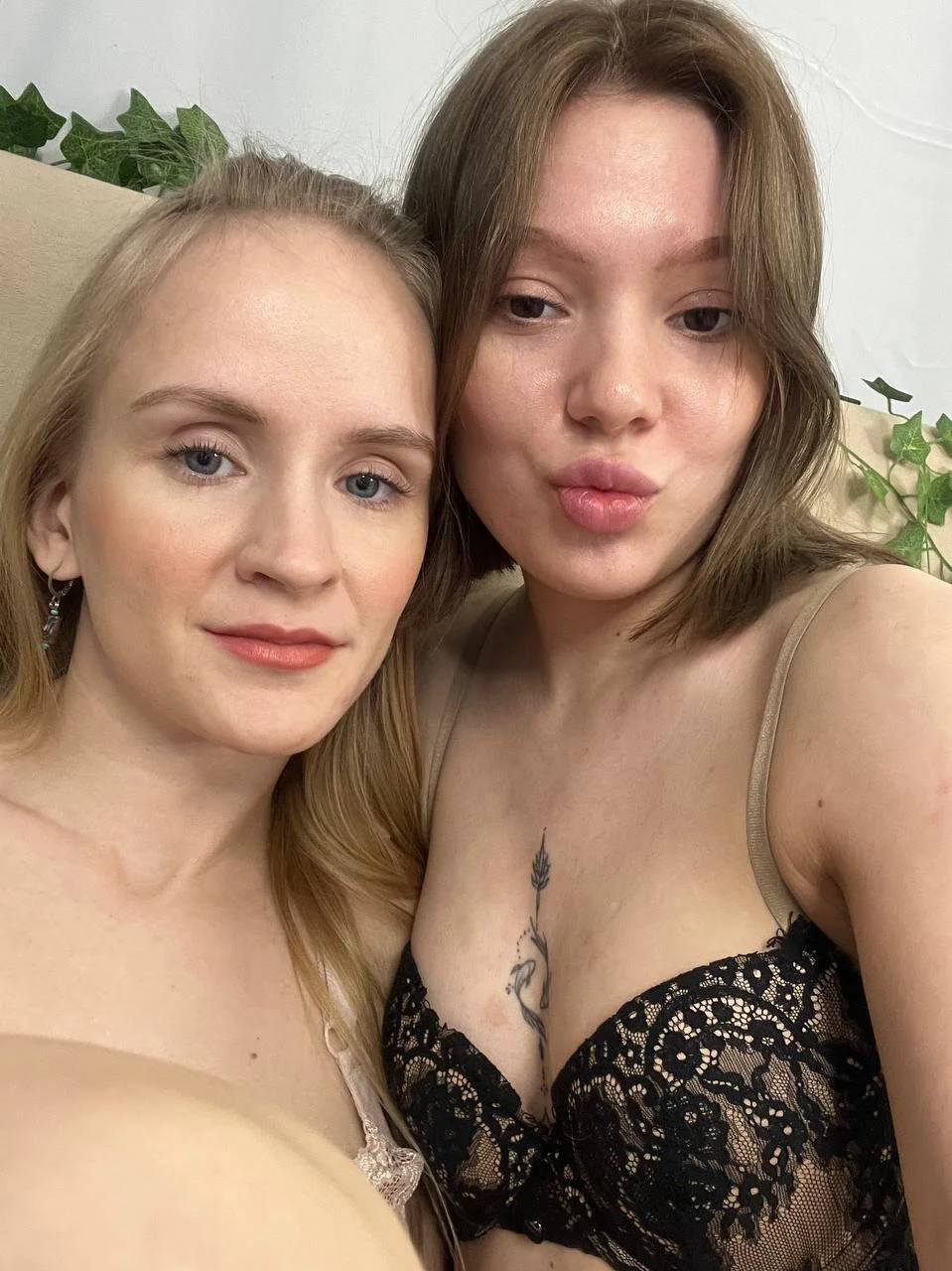 XXX Porn Photo of Nude KatiHeskeths 13