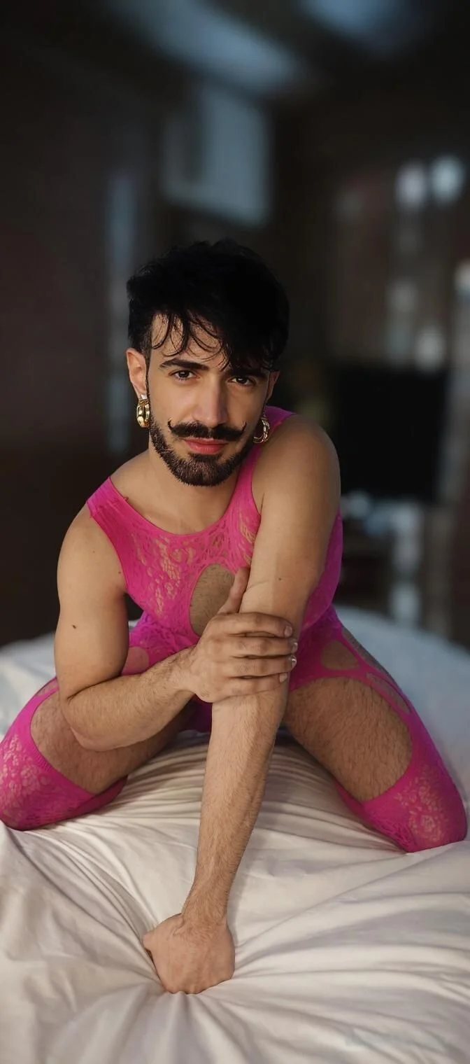 XXX Porn Photo of Nude FemboyVinny 11