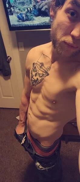XXX Porn Photo of Nude Irishman9077 17