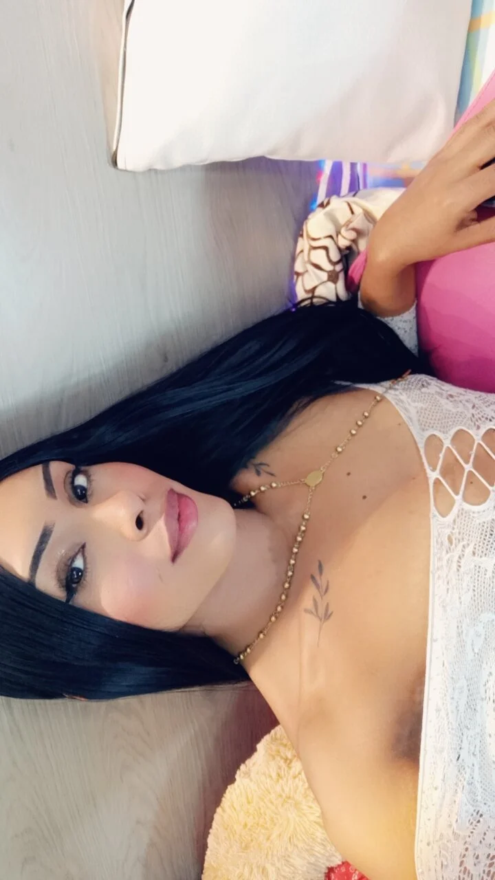 XXX Porn Photo of Nude CoralineSweett 19