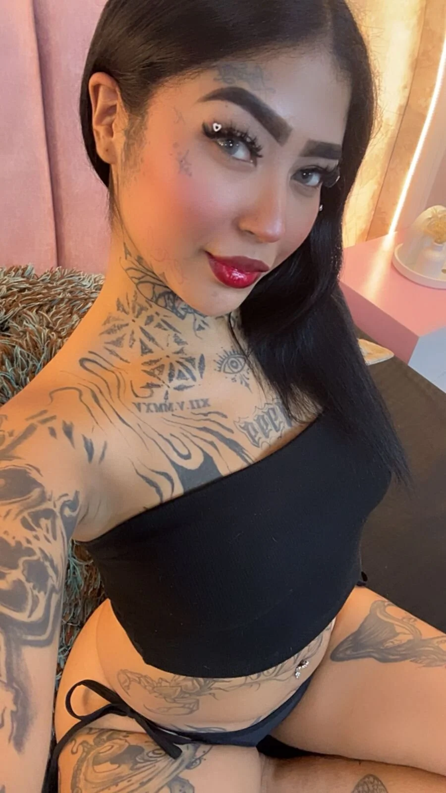 XXX Porn Photo of Nude EmilieLake 1