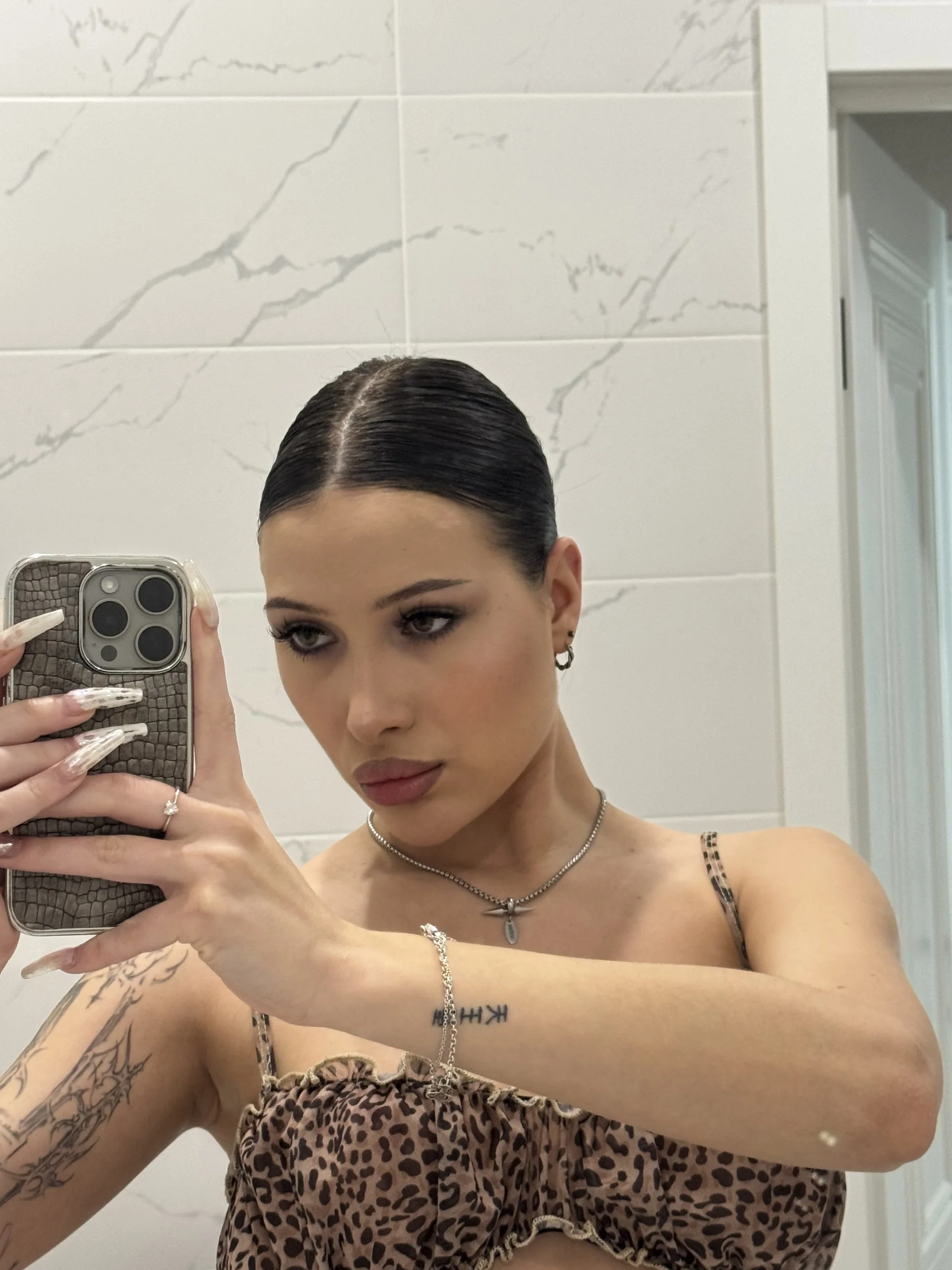 XXX Porn Photo of Nude Emotional_sugar 12