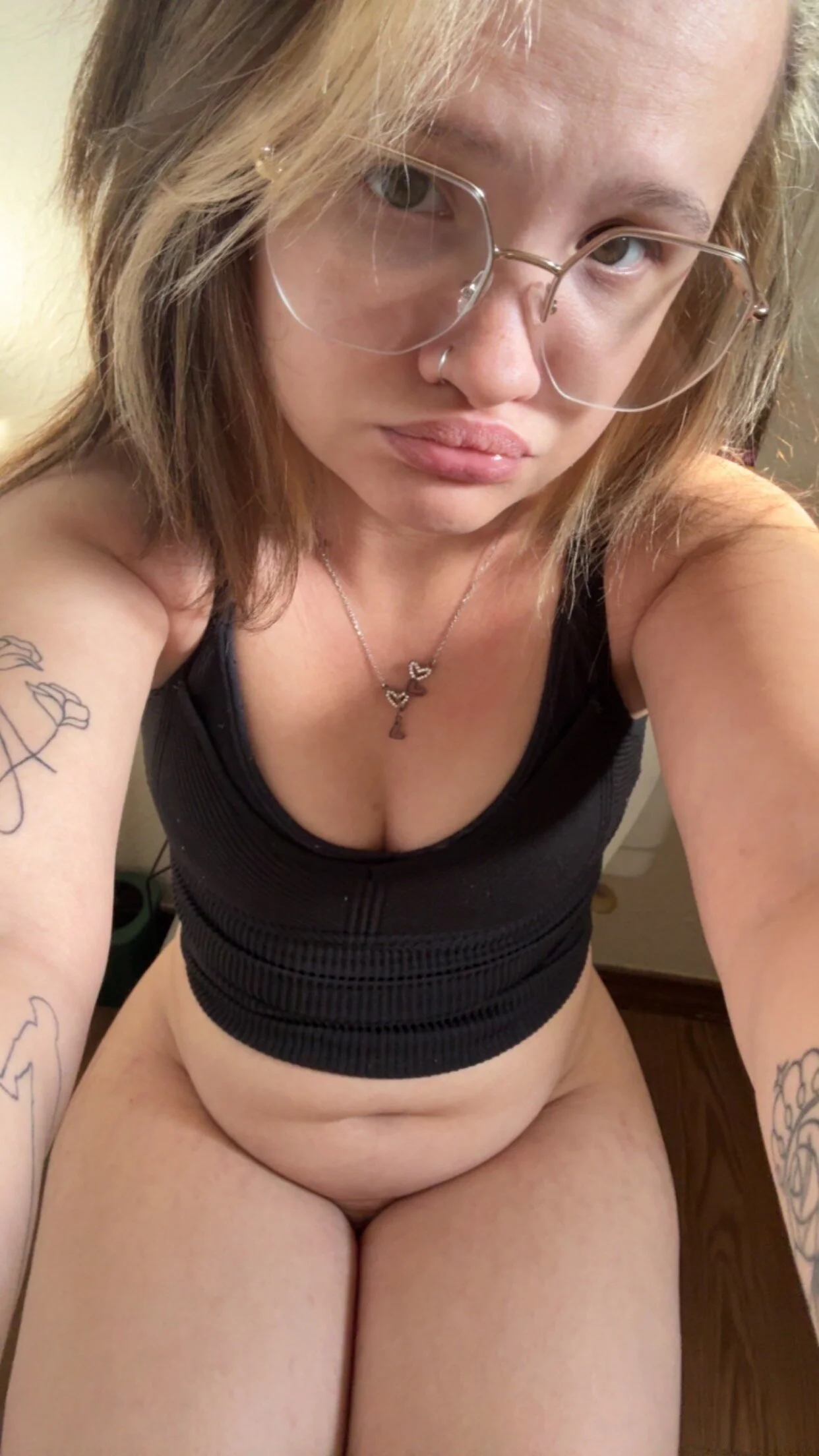 XXX Porn Photo of Nude xxNaughtyNicolexx 16