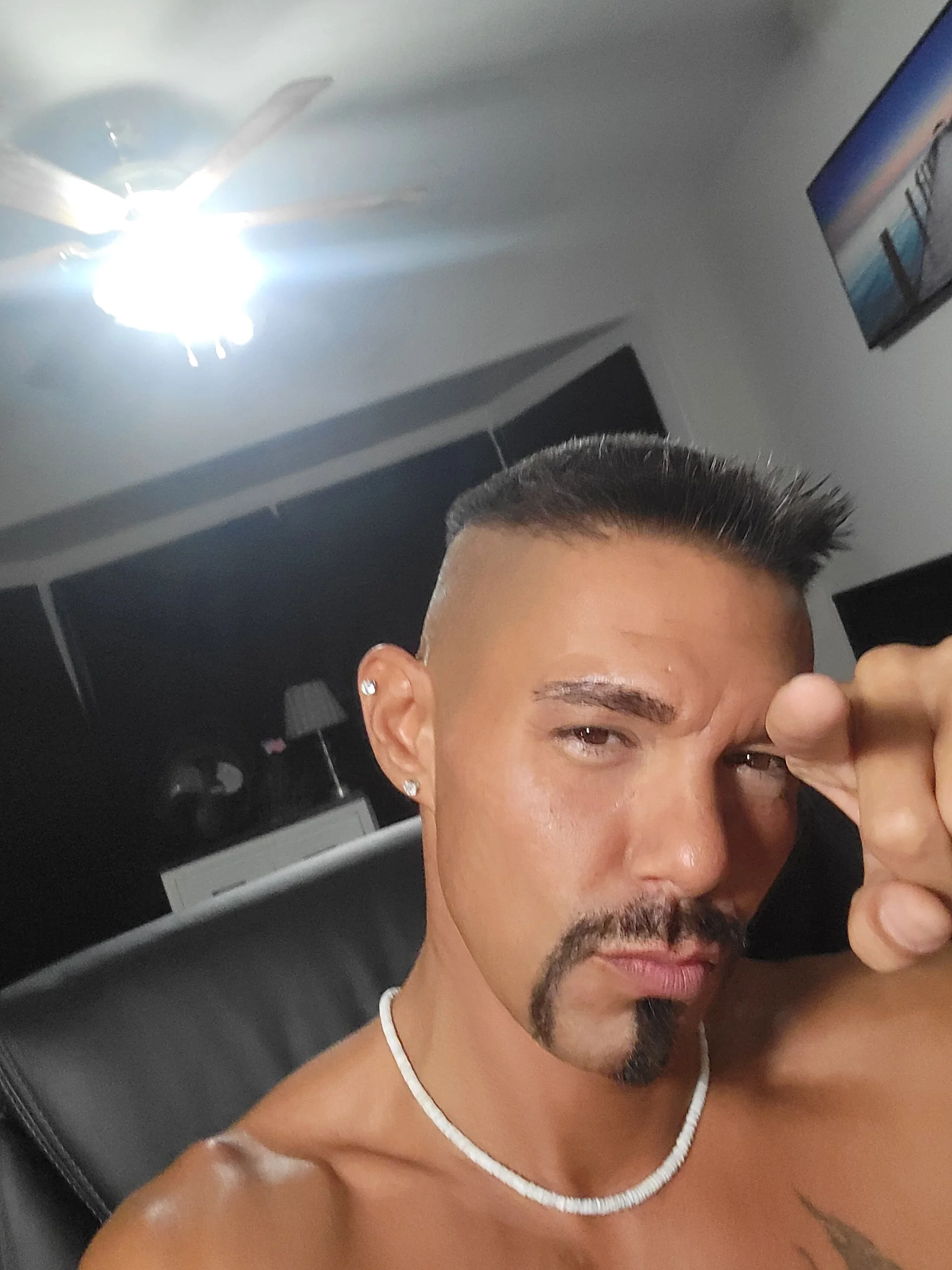 XXX Porn Photo of Nude ThickD2C 3