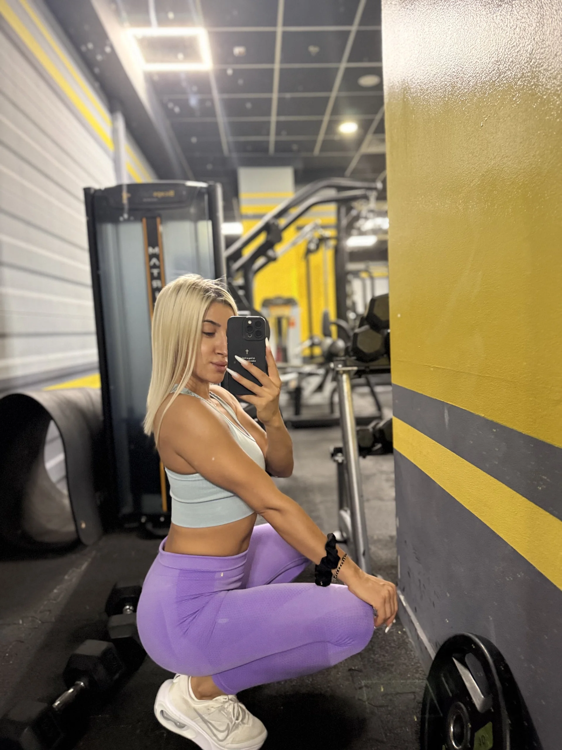 XXX Porn Photo of Nude CarlaDesire 14