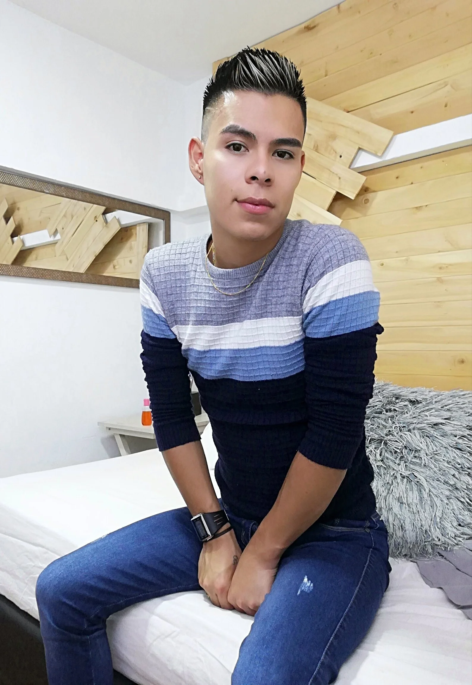 XXX Porn Photo of Nude Dreamer_Boy19 1