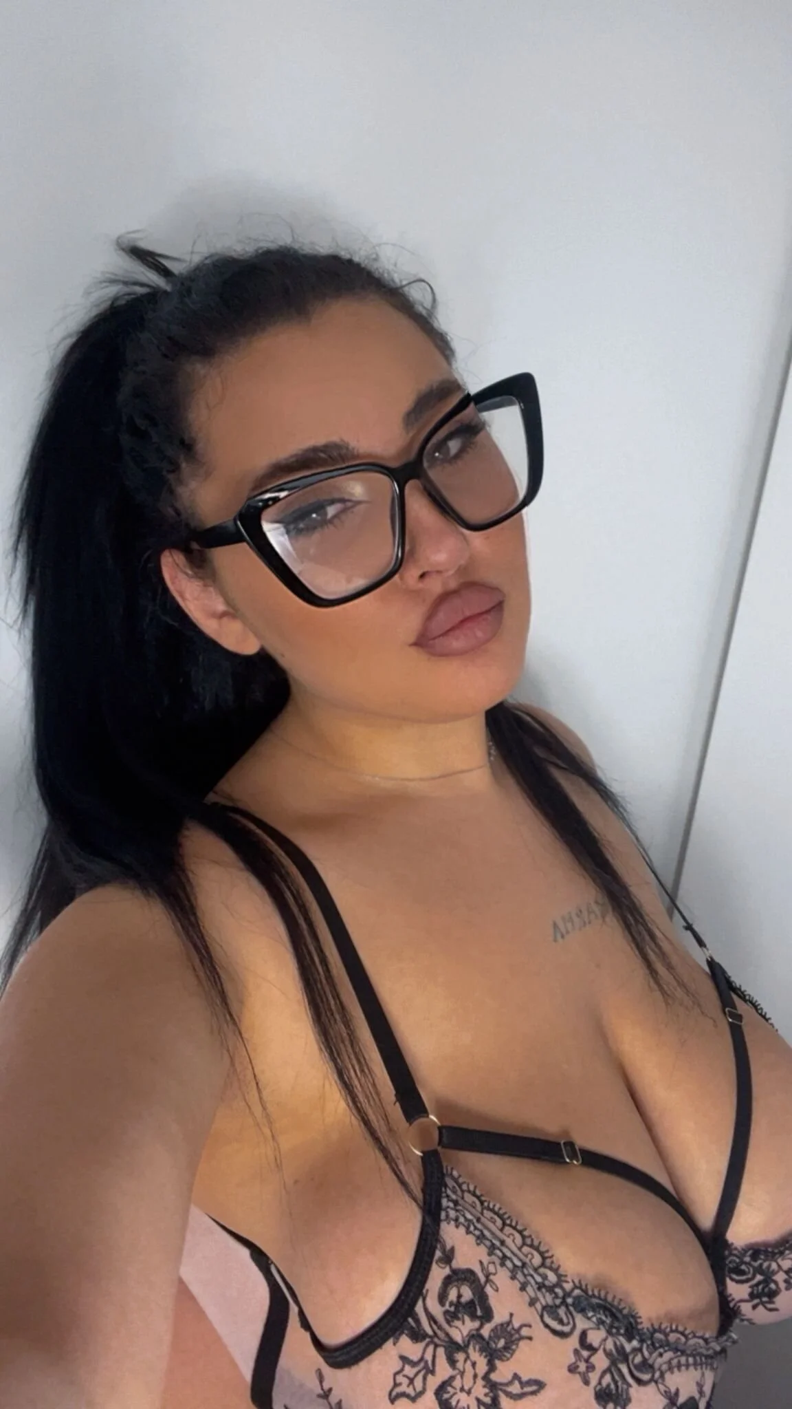 XXX Porn Photo of Nude boobzilla_ 37