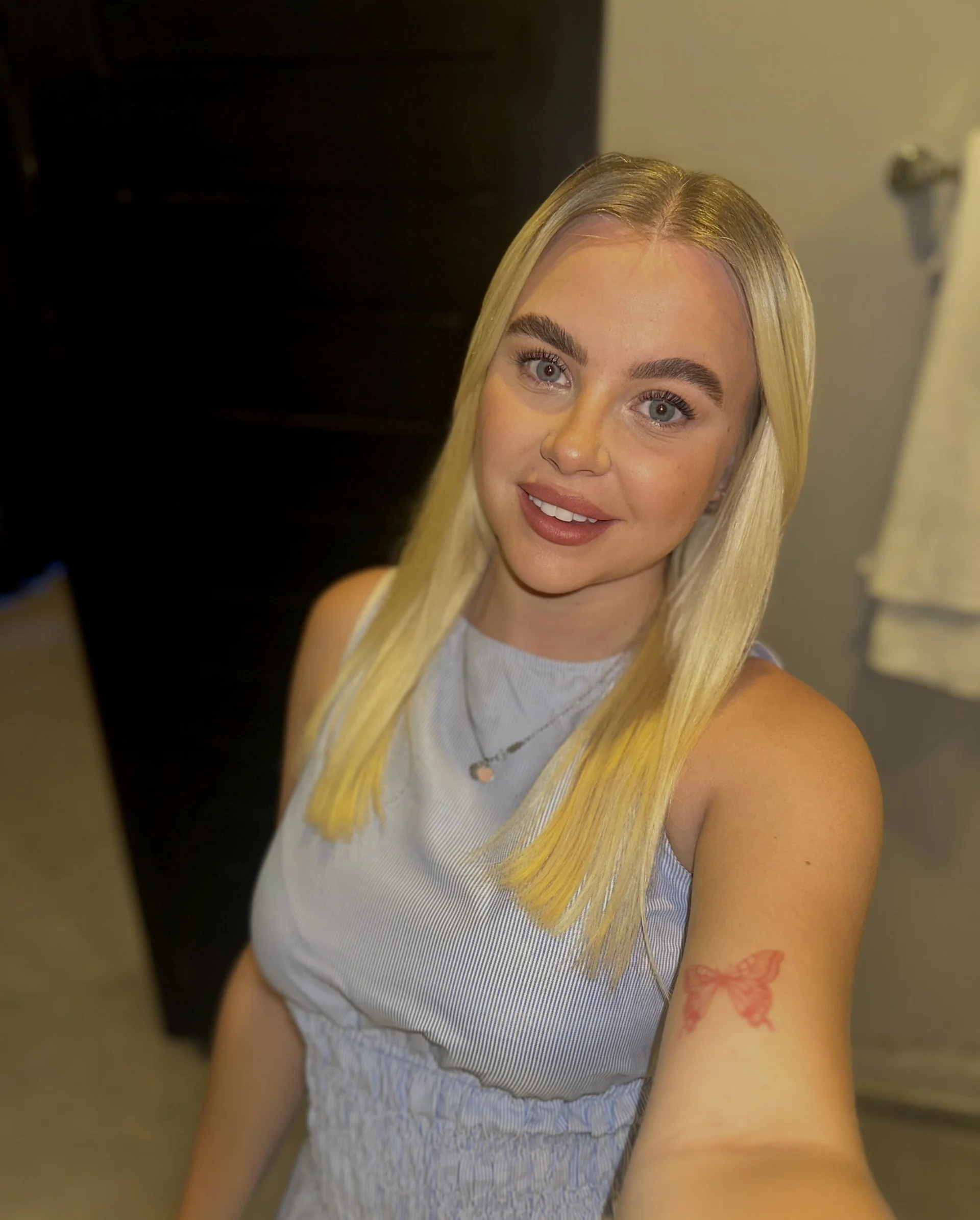 XXX Porn Photo of Nude YourFavouriteCoupleXo 15