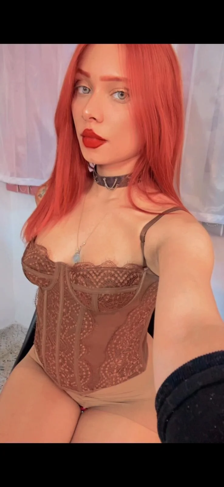 XXX Porn Photo of Nude skinnyoranges 4