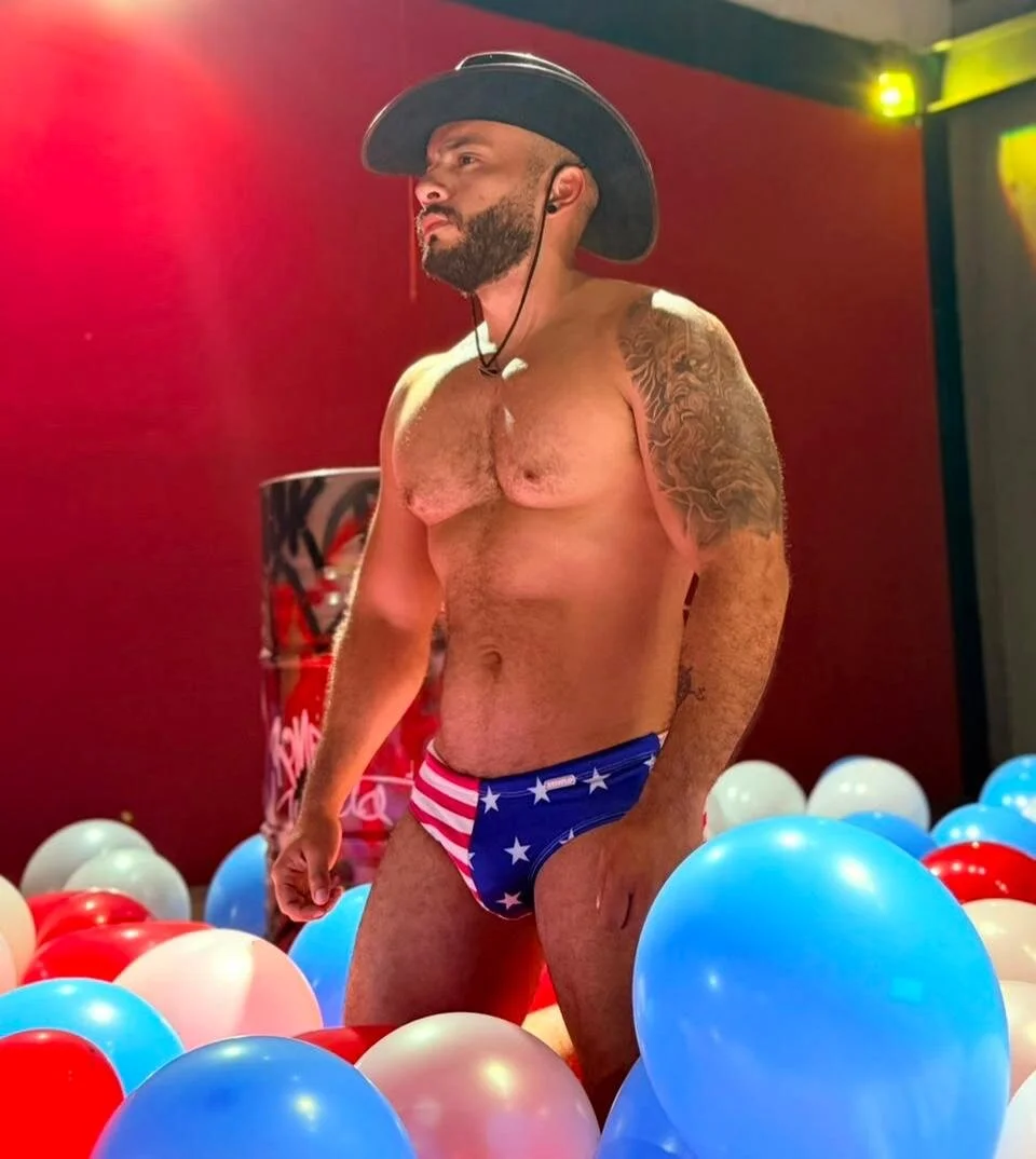 XXX Porn Photo of Nude Mike_savage3 85