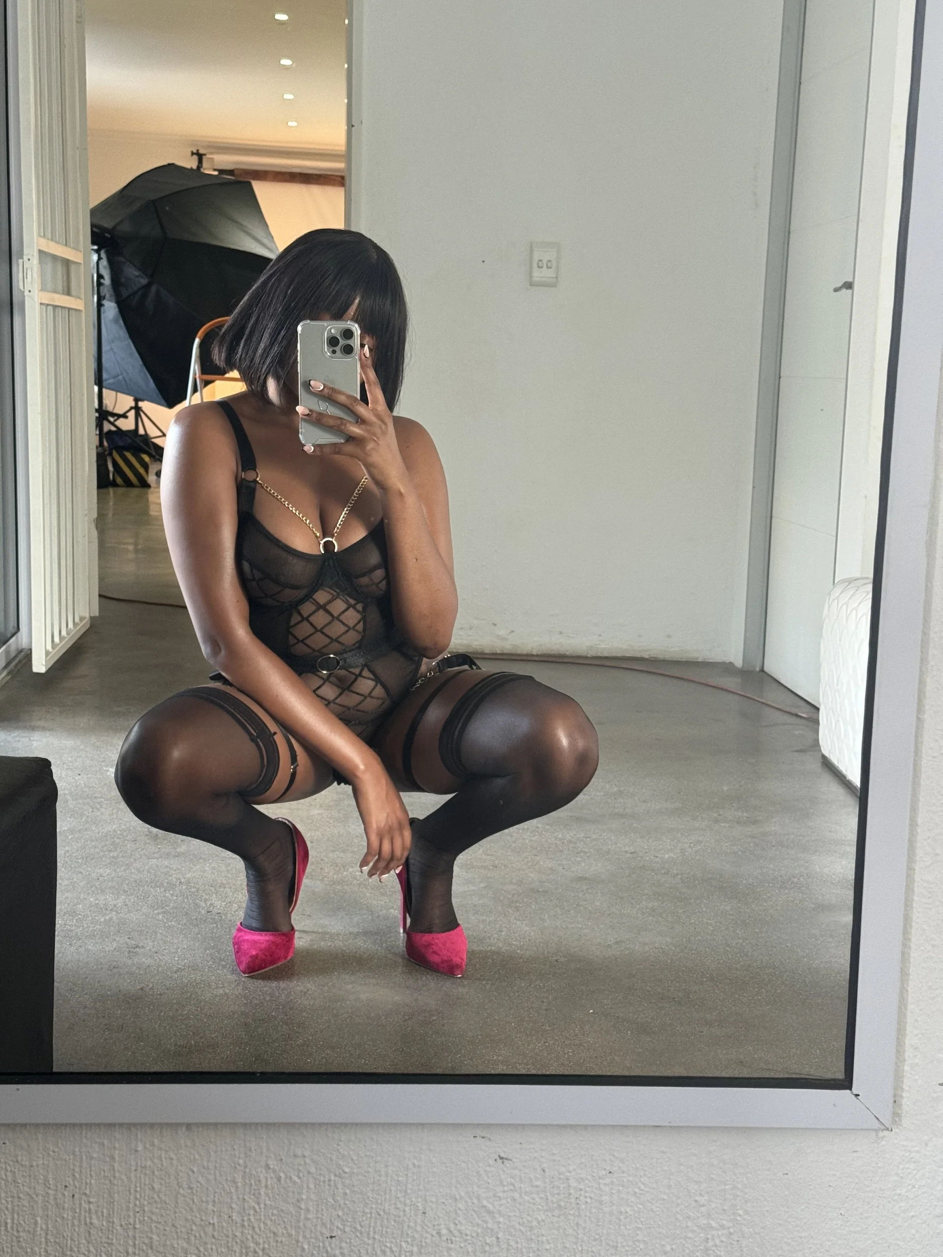 XXX Porn Photo of Nude CARLYSHA 1