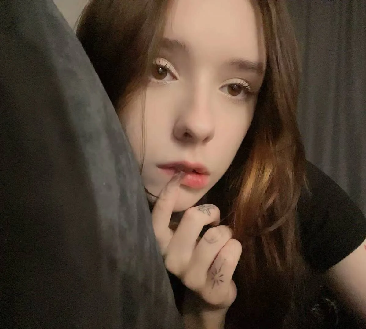 XXX Porn Photo of Nude AnnaOddy 2