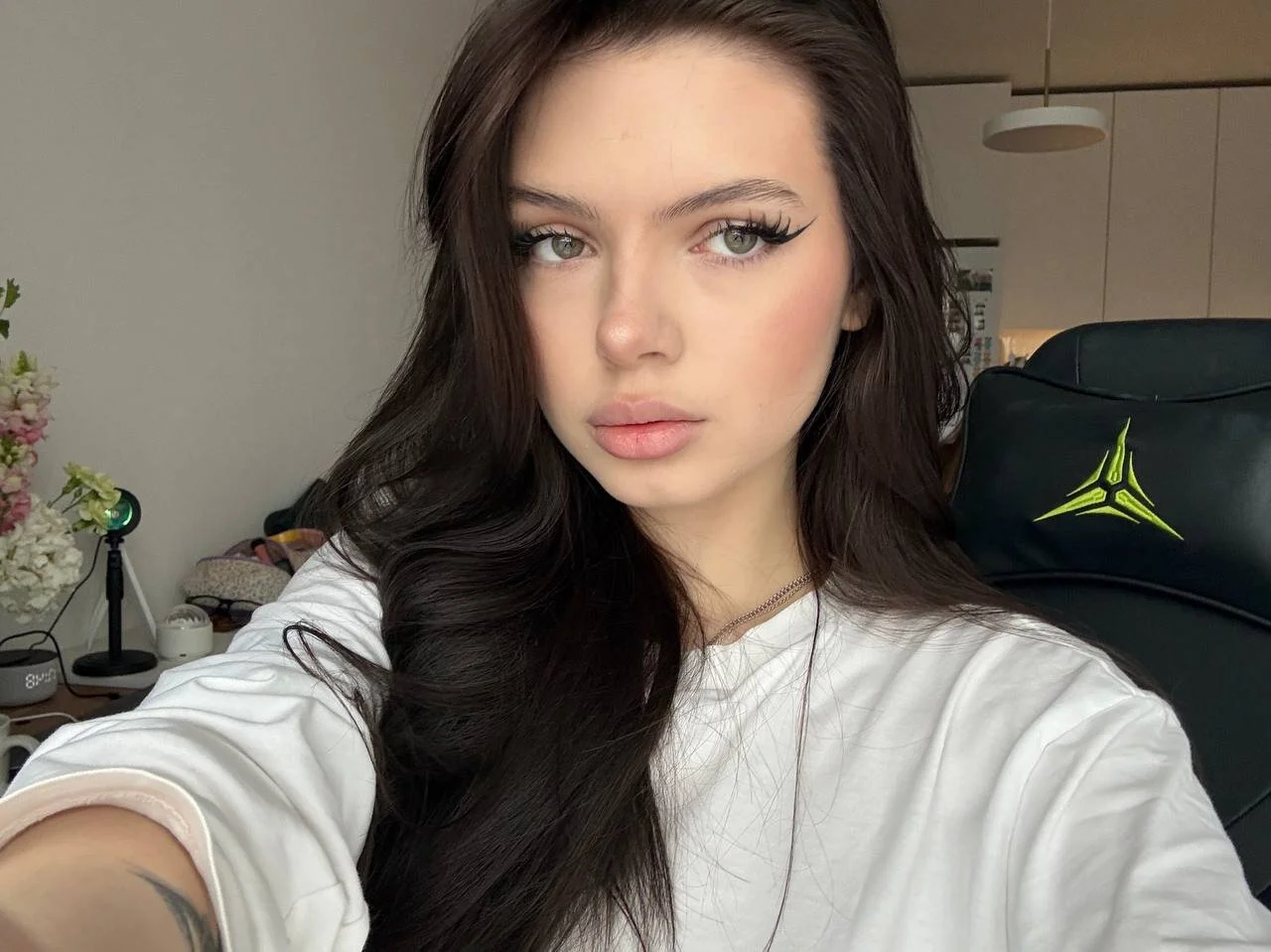 XXX Porn Photo of Nude LillyMeow 1