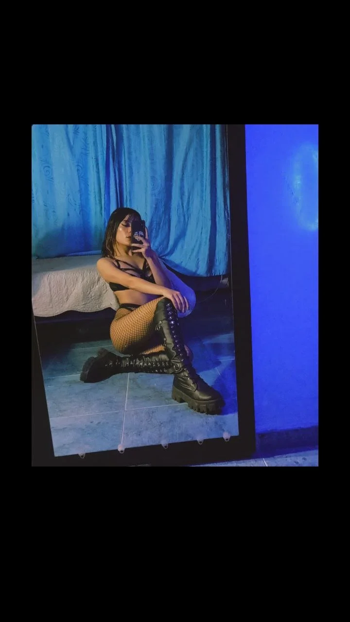 XXX Porn Photo of Nude Scarlett_Vela13 22