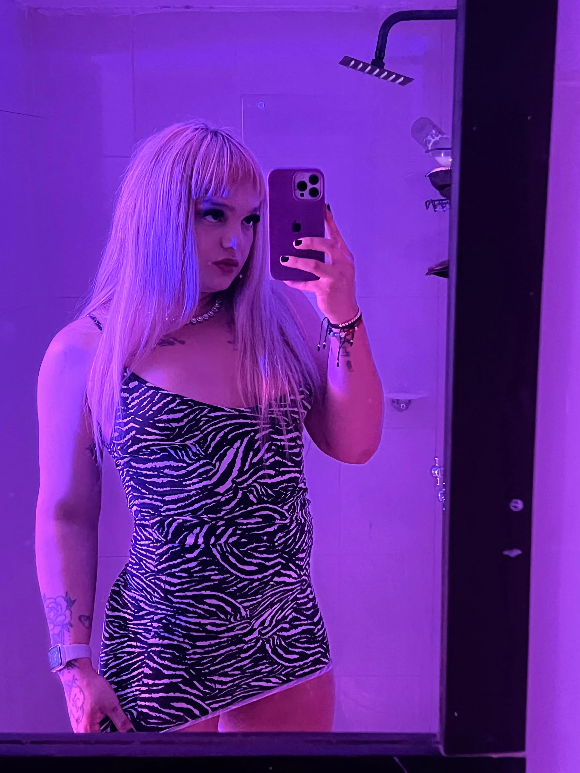 XXX Porn Photo of Nude ScarletThompsonx 16