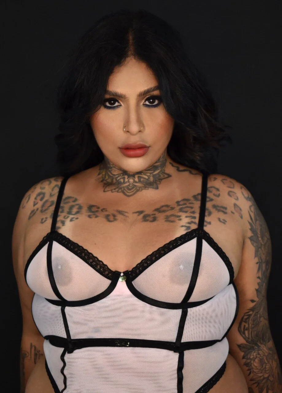 XXX Porn Photo of Nude curvyliciousss 15