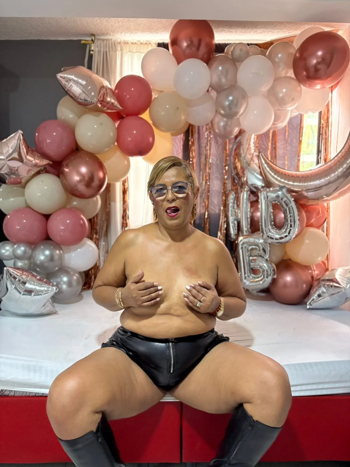 XXX Porn Photo of Nude lilyhung1 101