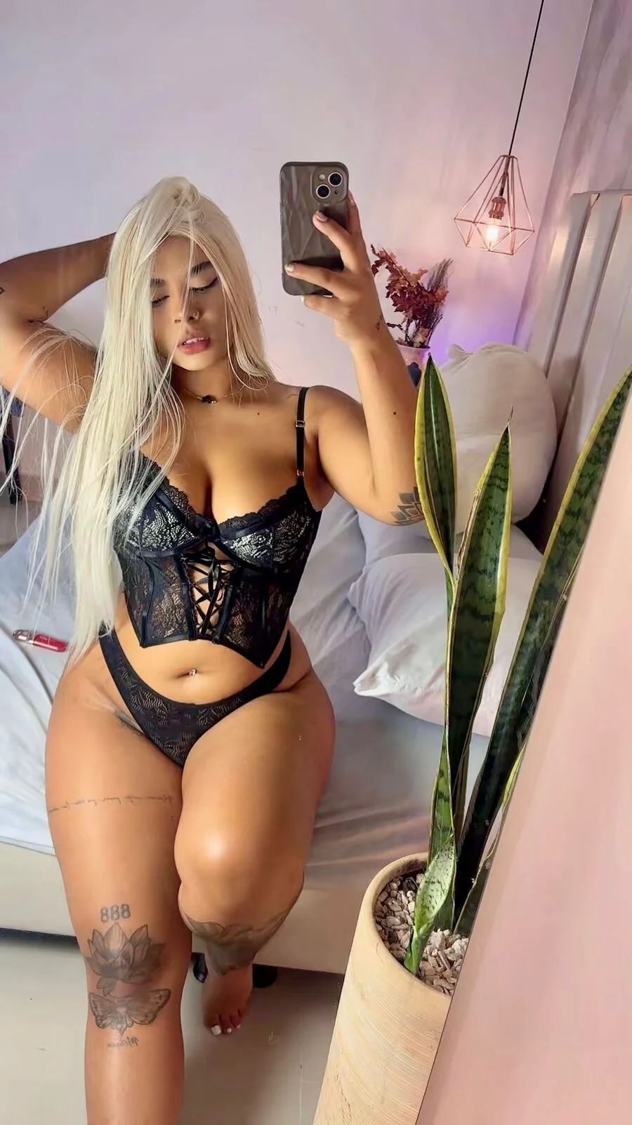 XXX Porn Photo of Nude Nicolemorelli2 5
