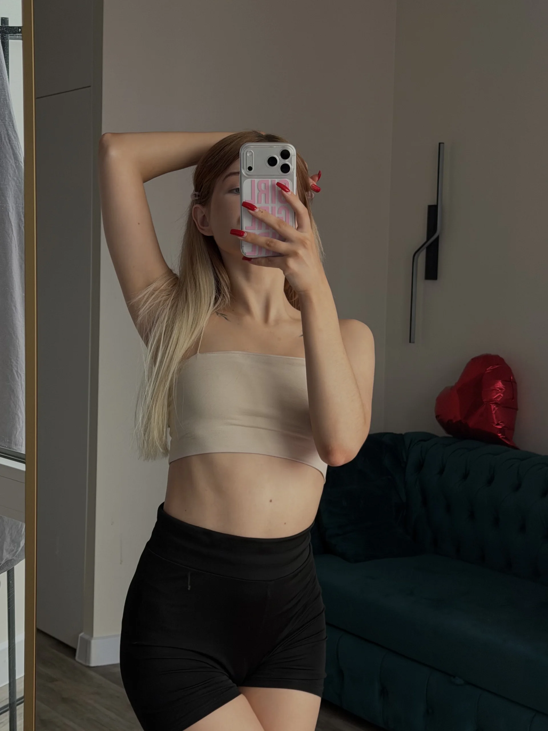 XXX Porn Photo of Nude PrincessSwelgart 8