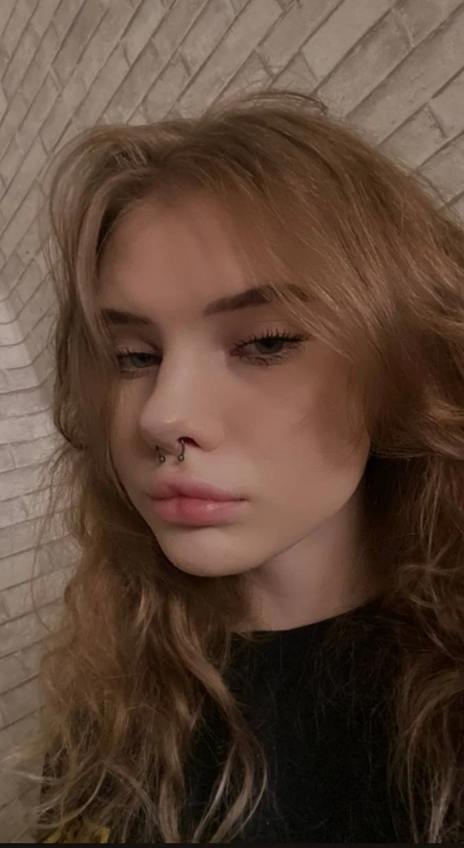 XXX Porn Photo of Nude CarolinePepper 9