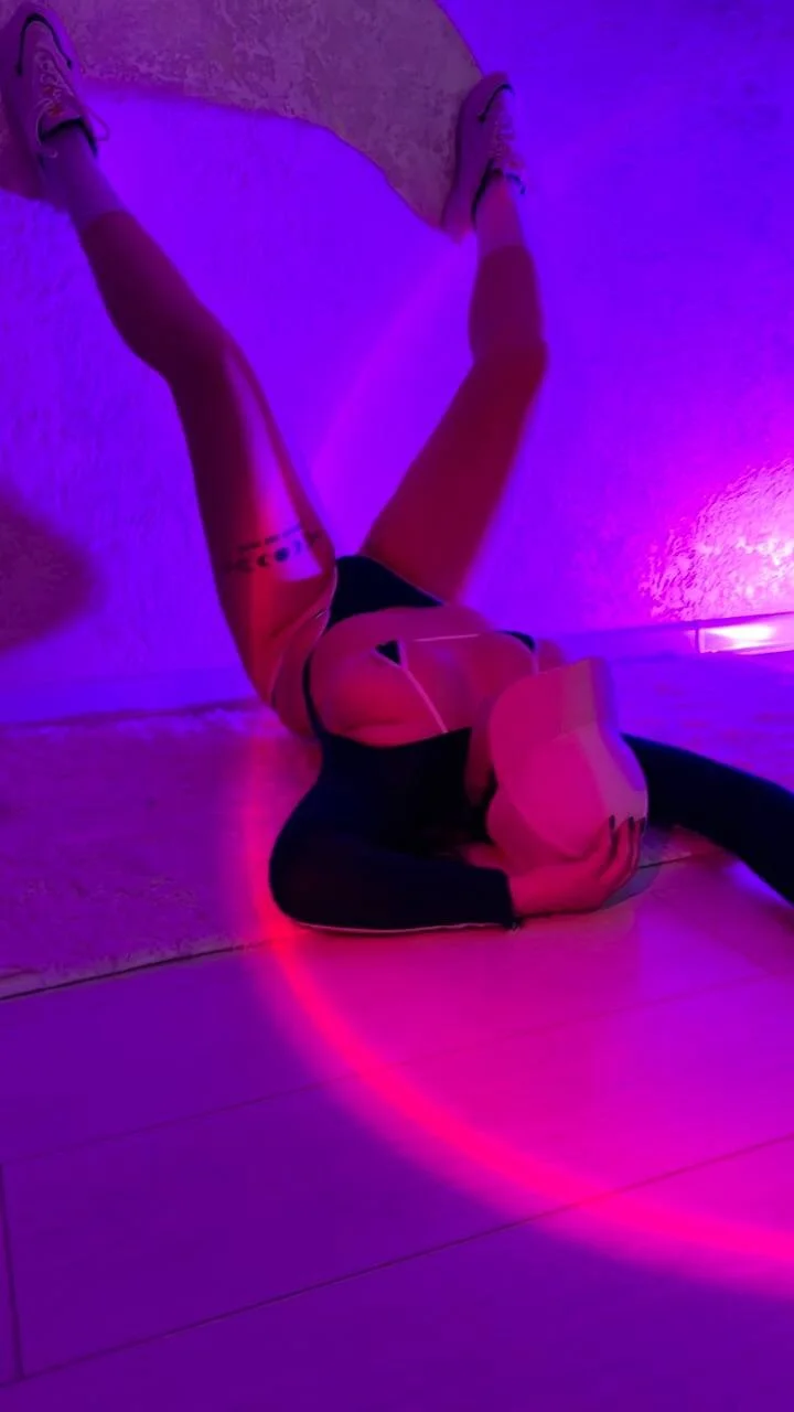 XXX Porn Photo of Nude Fire_Emily_ 20